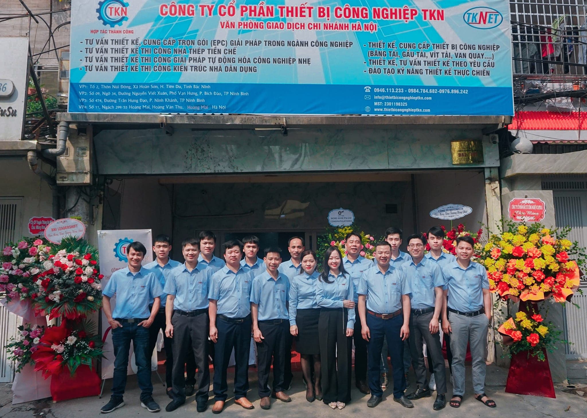 Đội ngũ kỹ sư và nhân viên TKNET